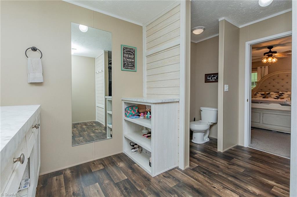 220 Bluejay Road