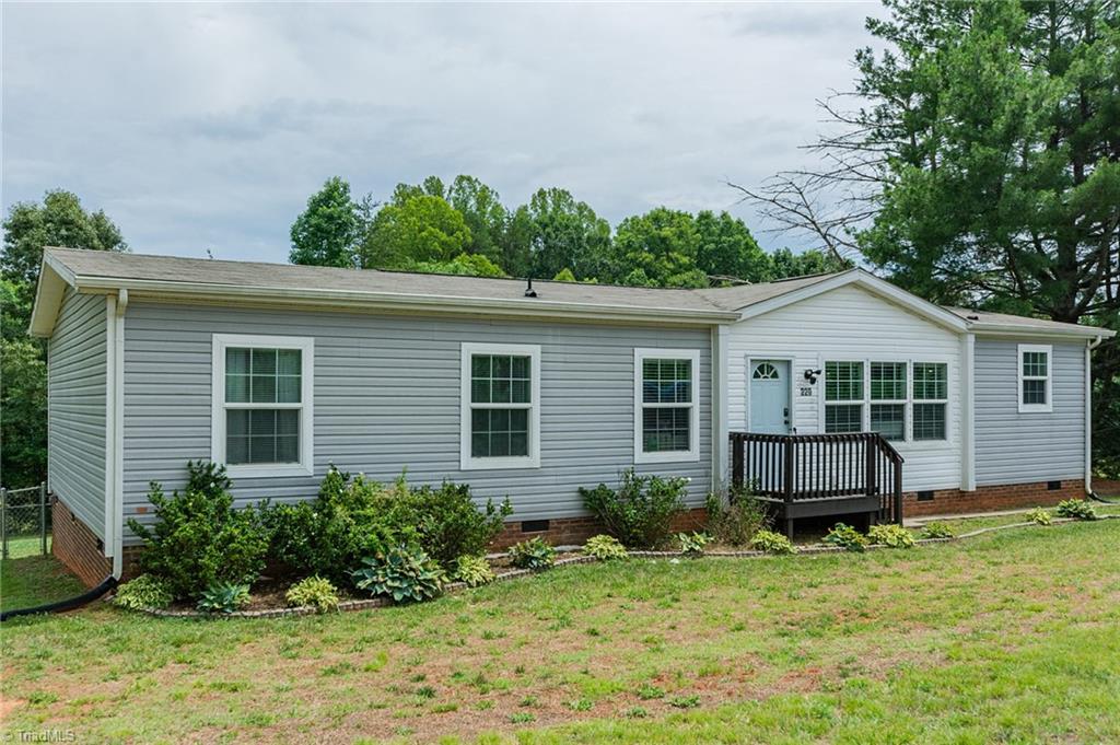 220 Bluejay Road