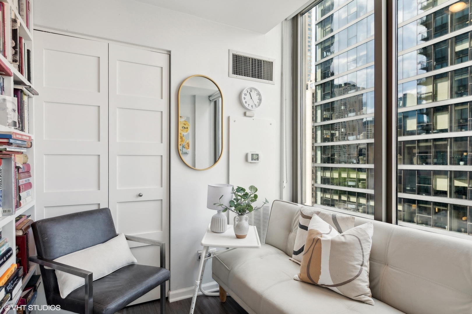 2 E Erie Street Unit: 1108