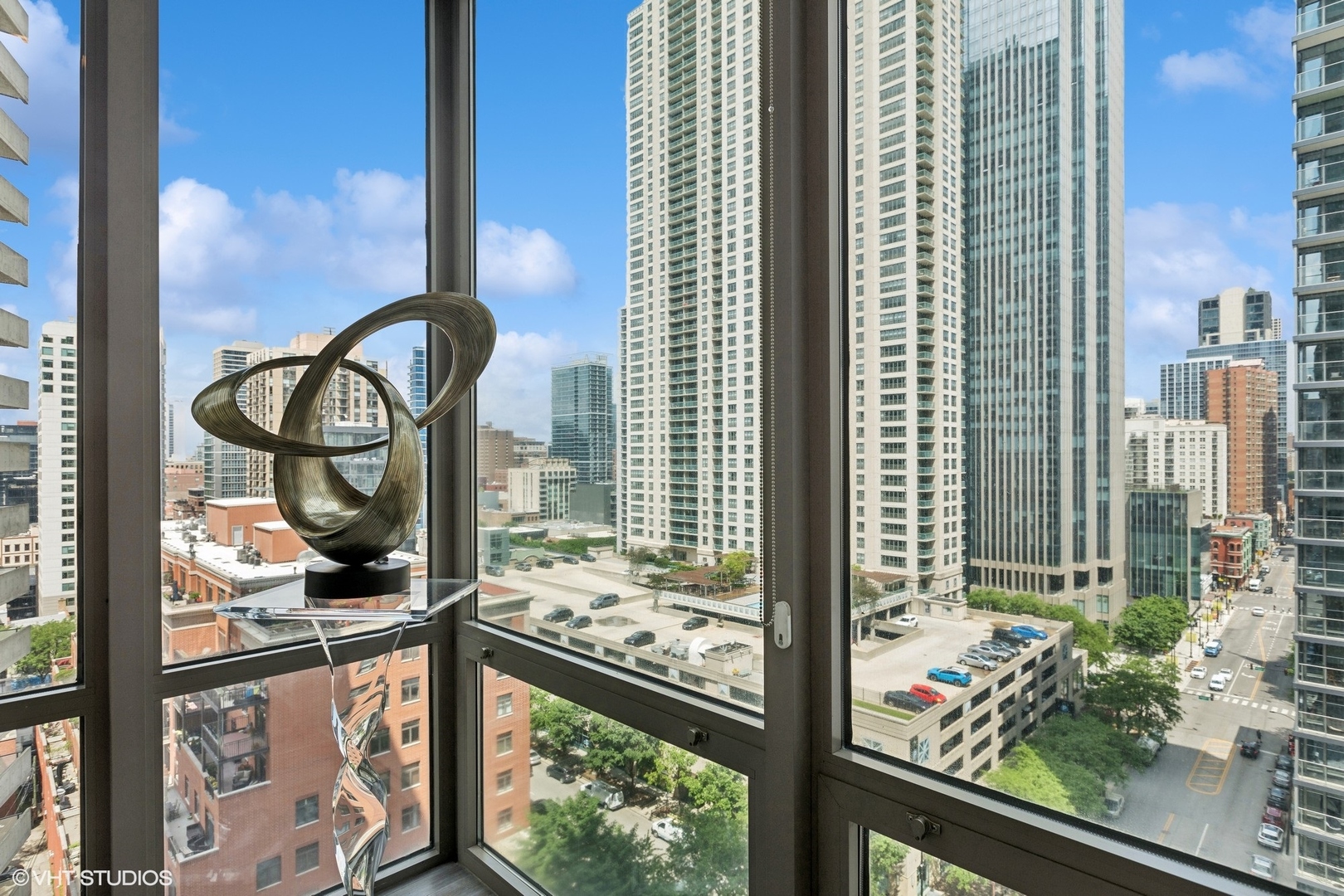 2 E Erie Street Unit: 1108
