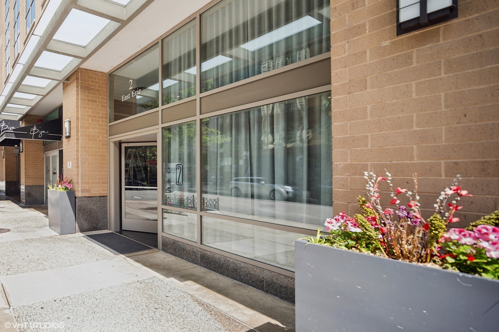 2 E Erie Street Unit: 1108