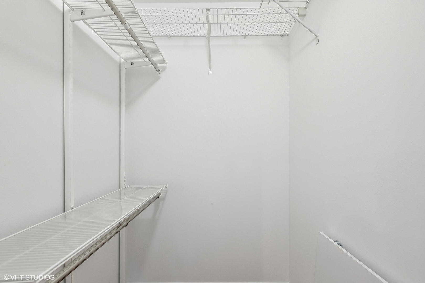 1857 W DIVERSEY Parkway Unit: 202