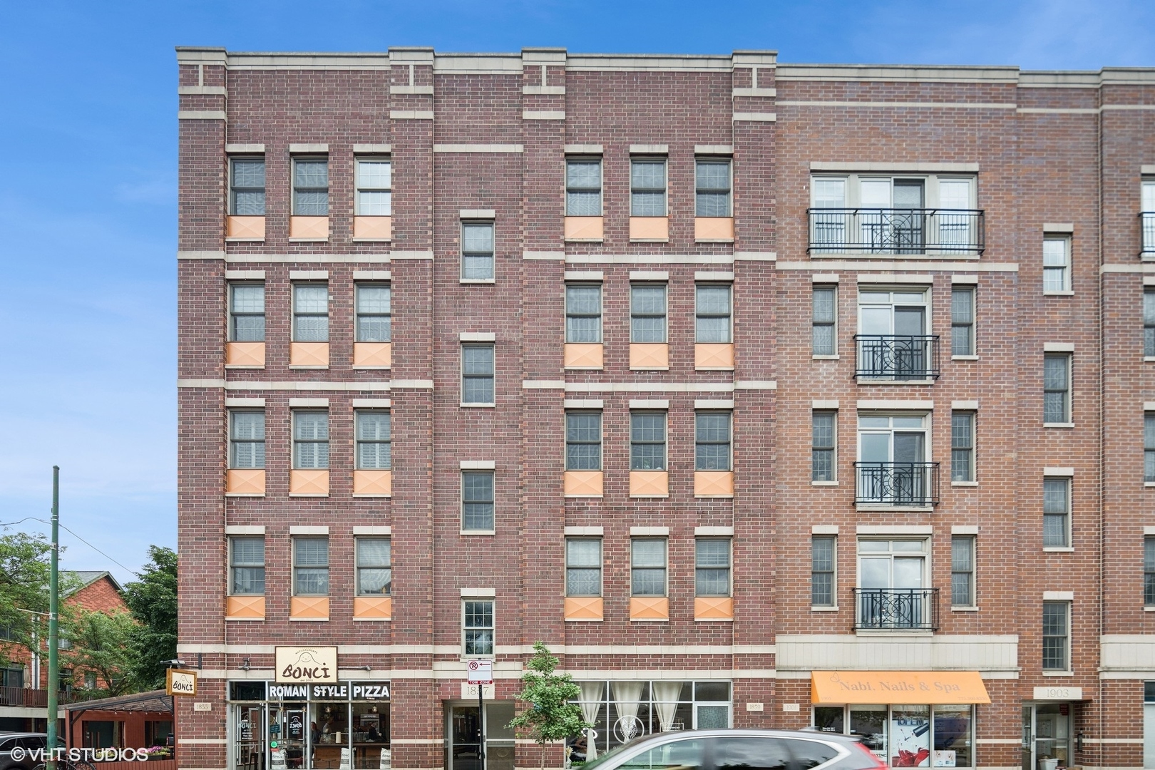 1857 W DIVERSEY Parkway Unit: 202