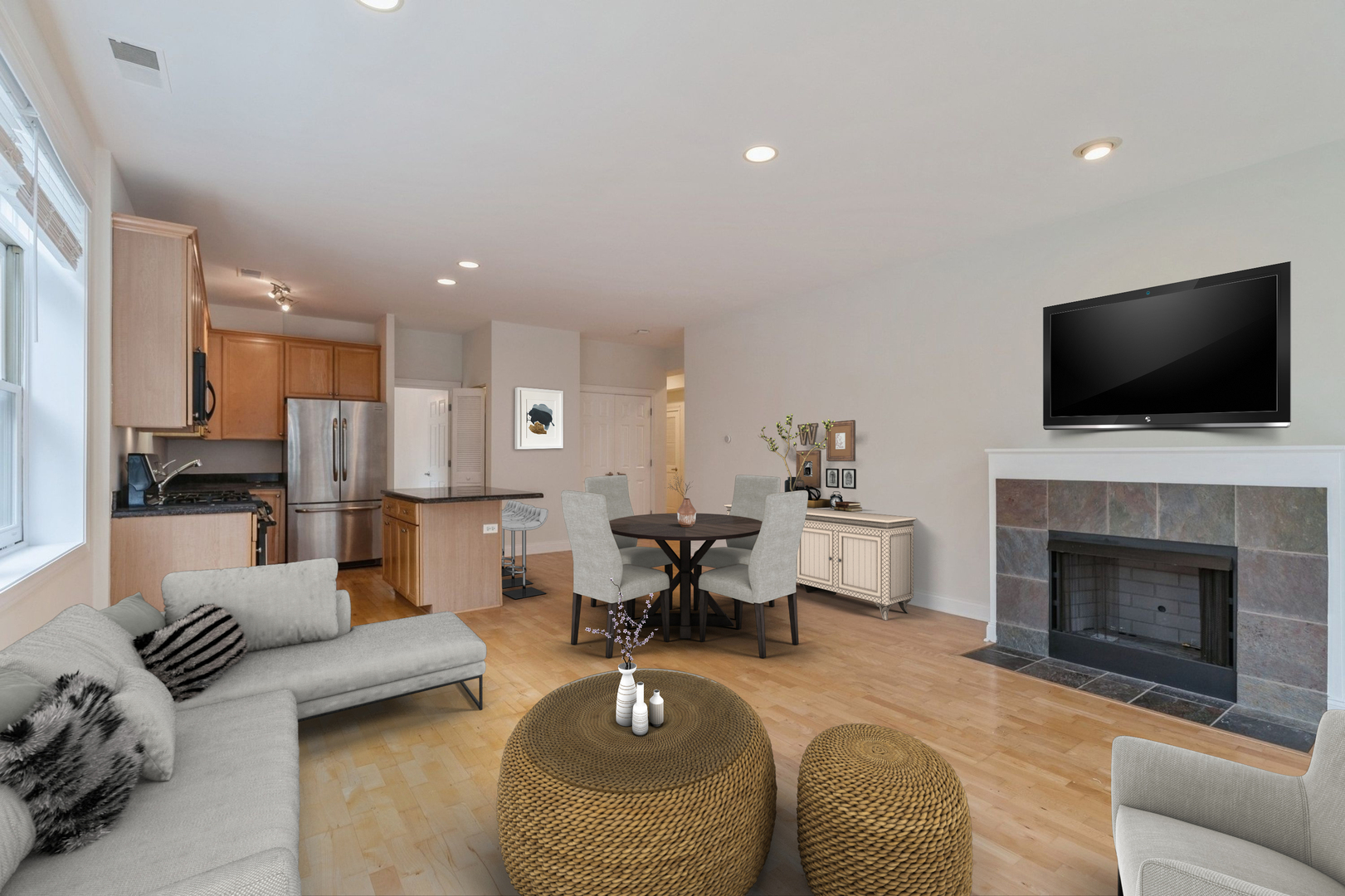 2320 W Saint Paul Avenue Unit: 203