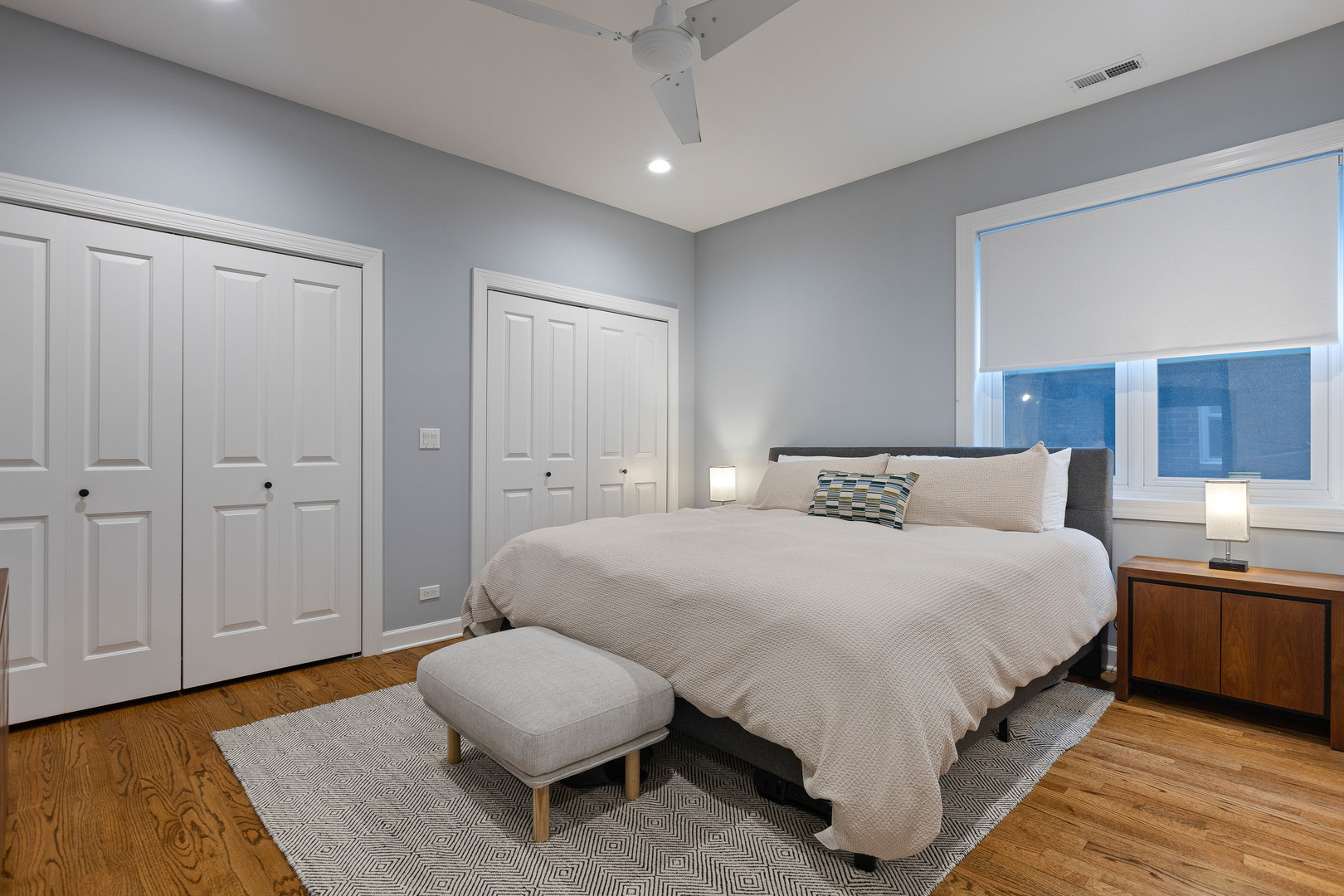 663 W Barry Avenue Unit: 3C
