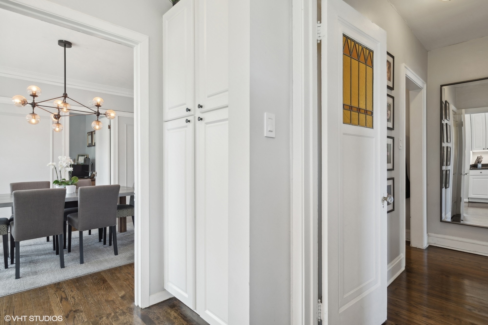 825 W Oakdale Avenue Unit: 3