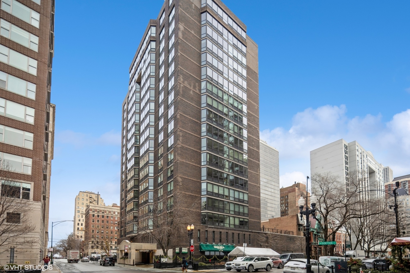 21 W Goethe Street Unit: 5C