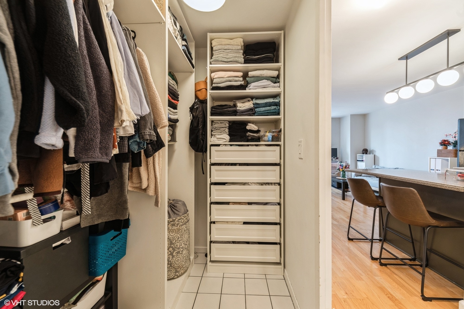 21 W Goethe Street Unit: 5C