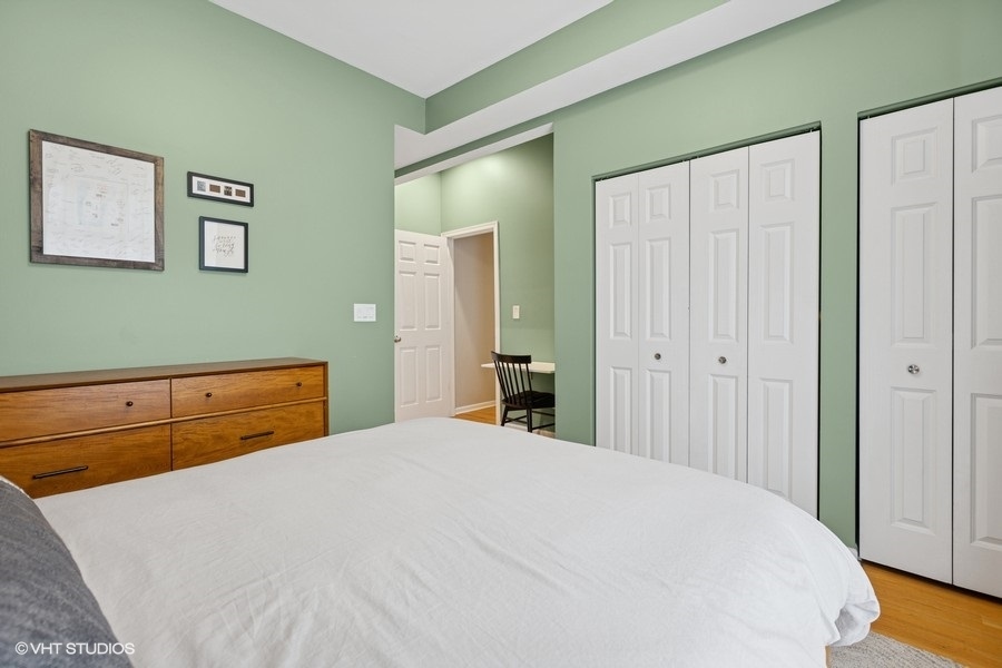 3743 N Wilton Avenue Unit: 1