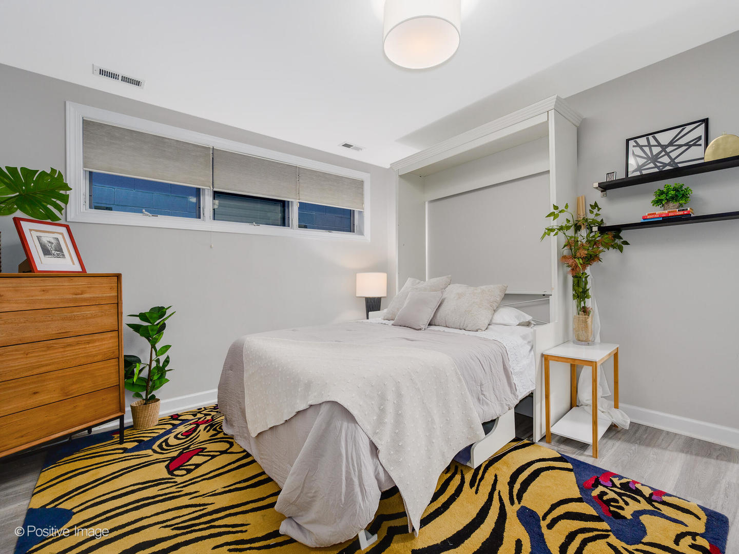 883 N Hermitage Avenue Unit: 1