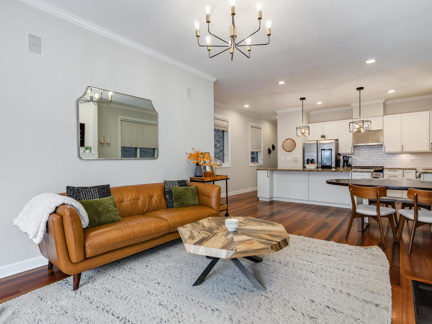 883 N Hermitage Avenue Unit: 1