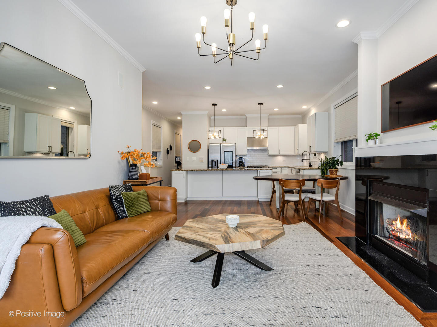 883 N Hermitage Avenue Unit: 1