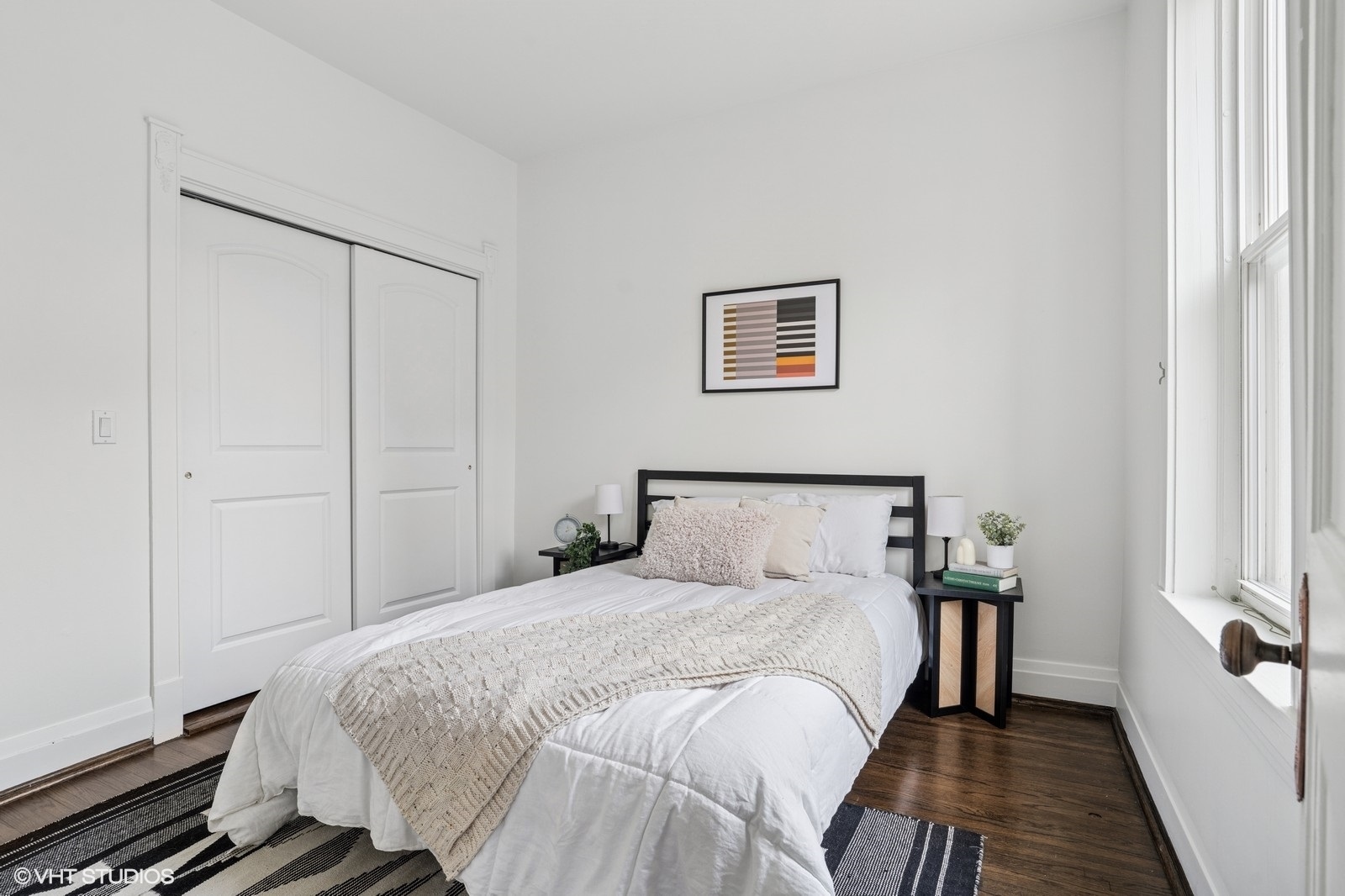 2150 W CORTEZ Street Unit: 1E
