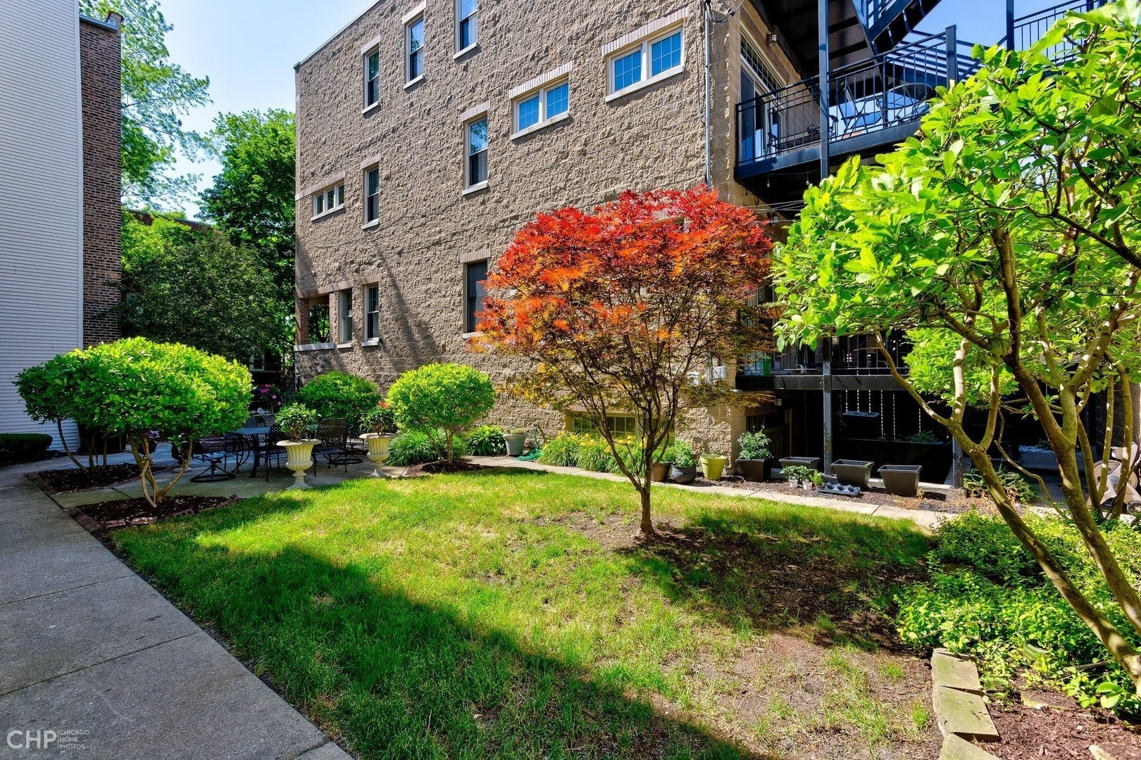 2150 W CORTEZ Street Unit: 1E