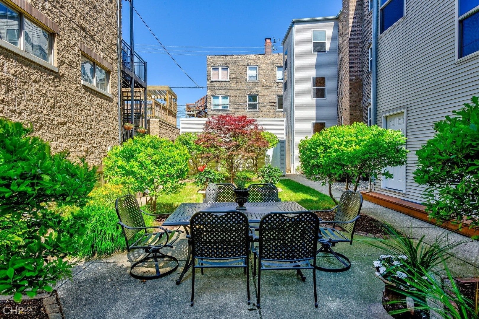 2150 W CORTEZ Street Unit: 1E