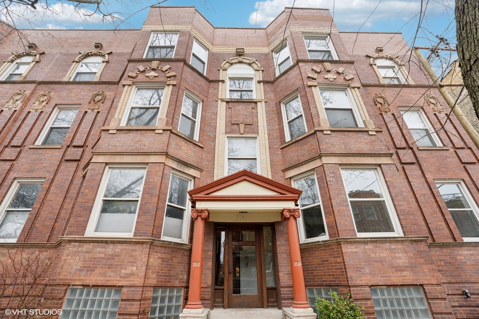 2150 W CORTEZ Street Unit: 1E