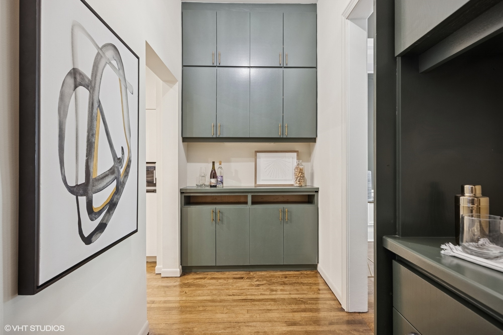 3120 N Sheridan Road Unit: A1