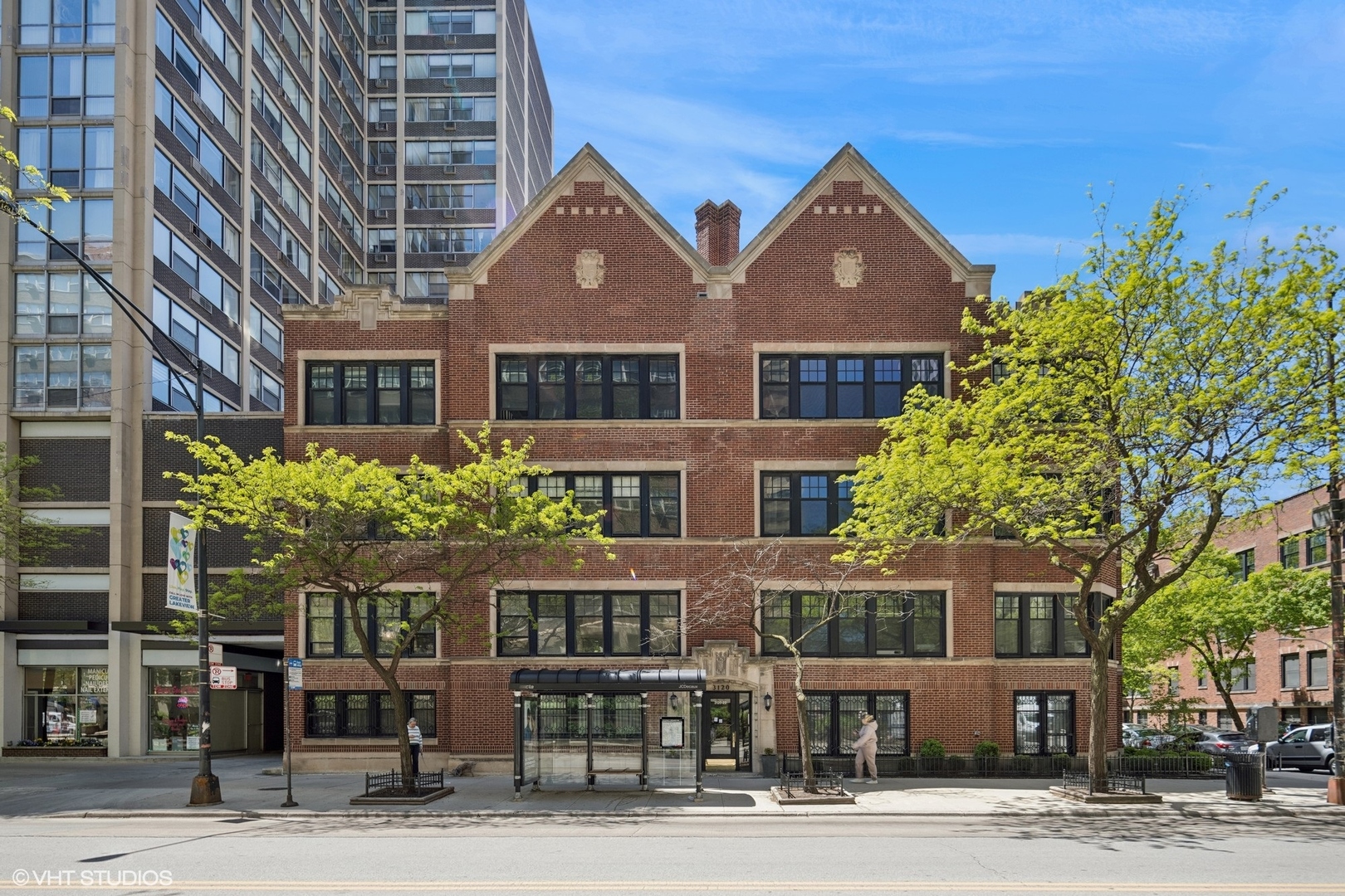 3120 N Sheridan Road Unit: A1