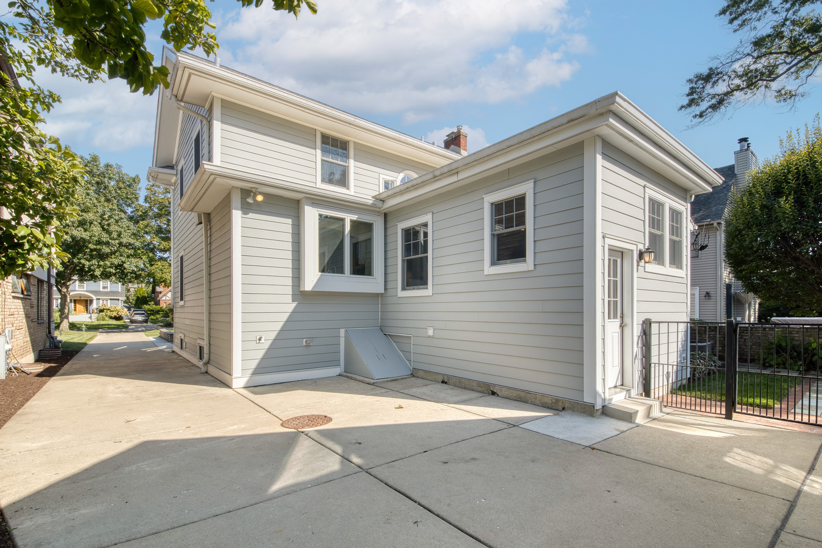 1424 Park Avenue
