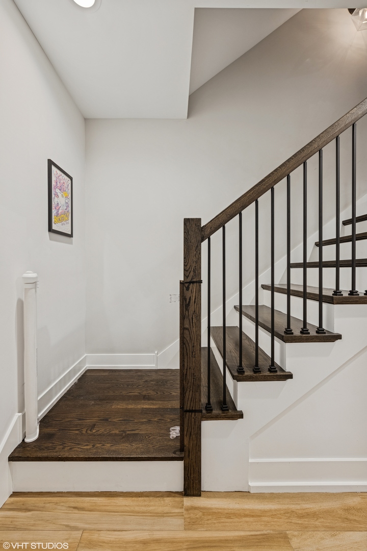 1621 N CAMPBELL Avenue Unit: 1