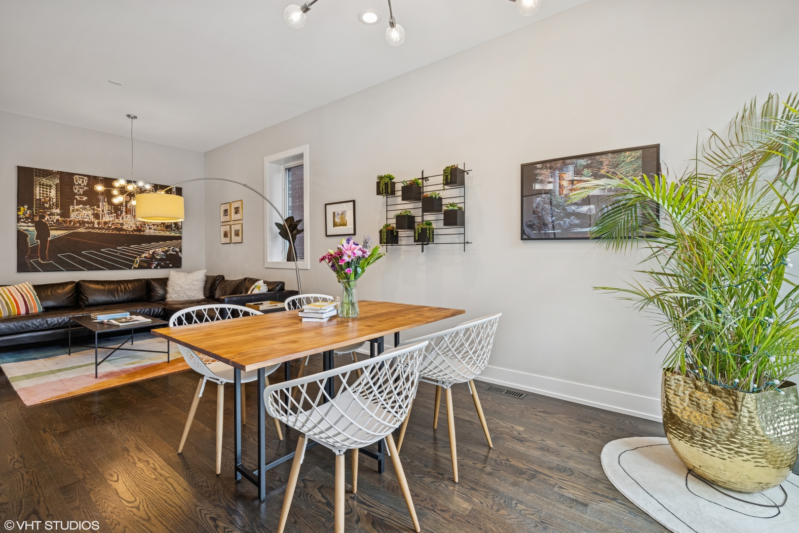 1621 N CAMPBELL Avenue Unit: 1