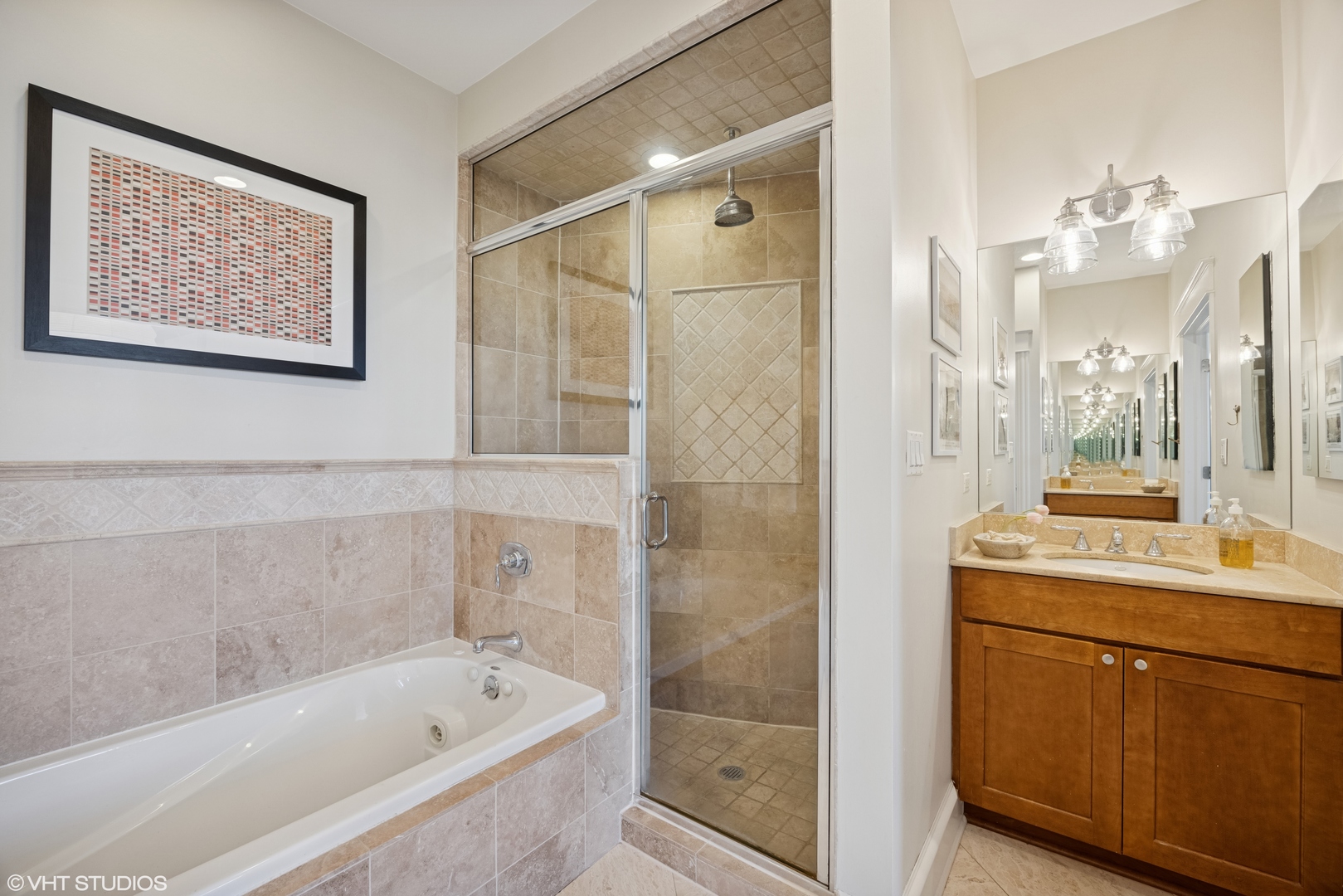 2720 N Lehmann Court Unit: 4