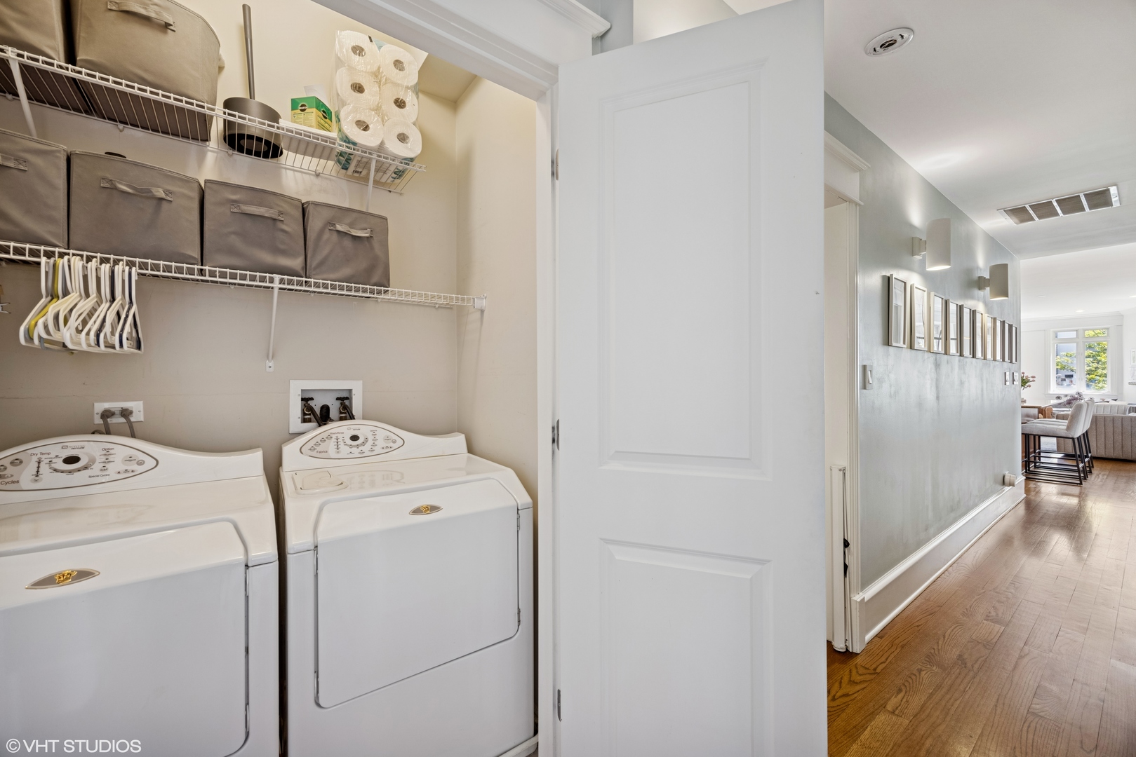 2720 N Lehmann Court Unit: 4