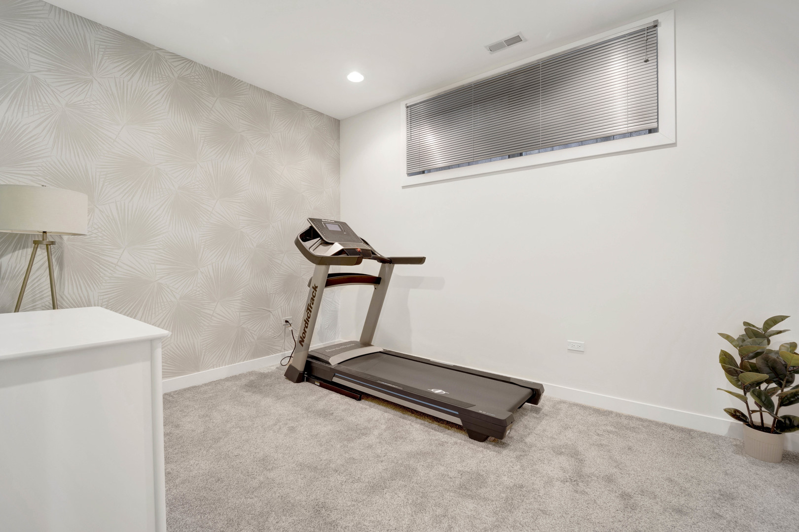 2415 W Haddon Street Unit: 1