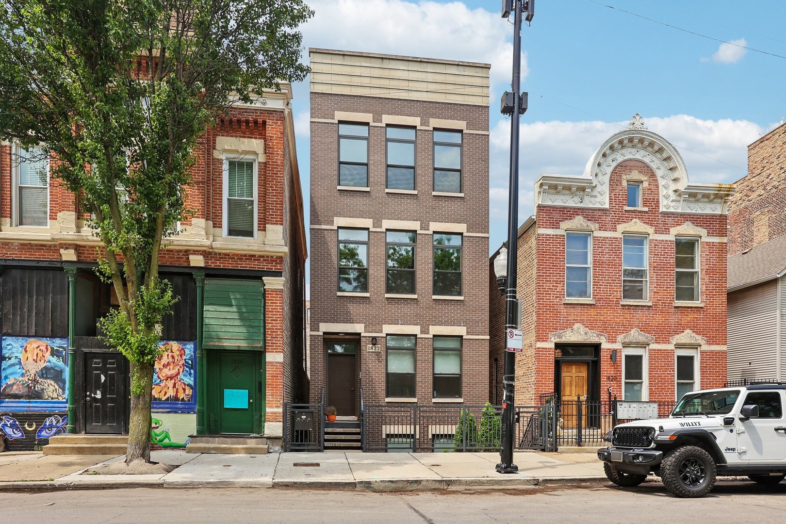 1822 S Throop Street Unit: 1