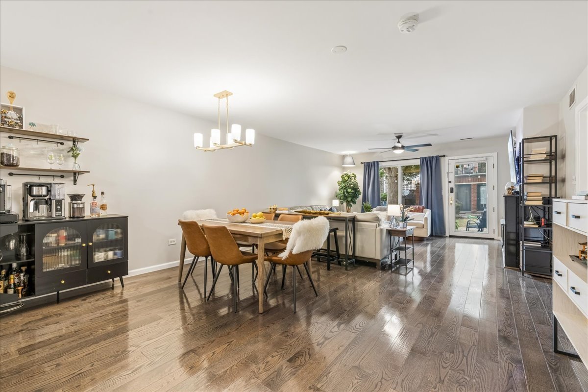 1812 S Clark Street Unit: 13
