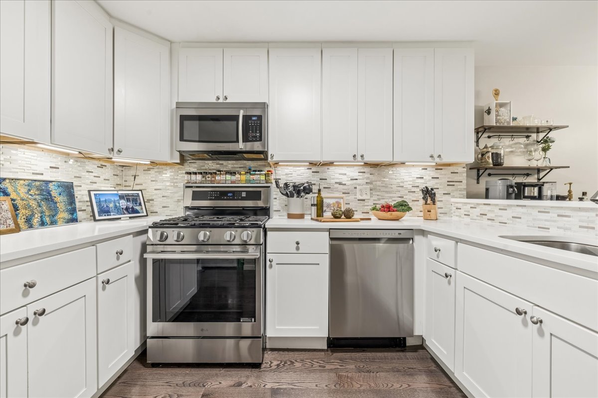 1812 S Clark Street Unit: 13