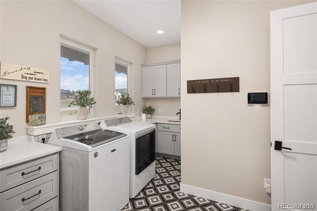 2705 Fox View Trail