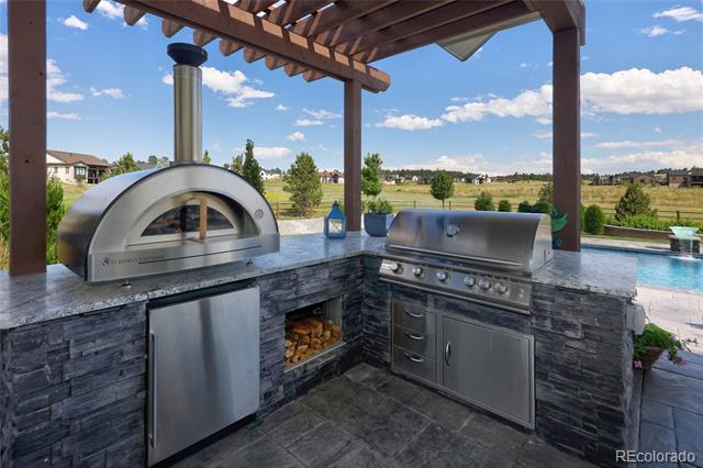 2705 Fox View Trail