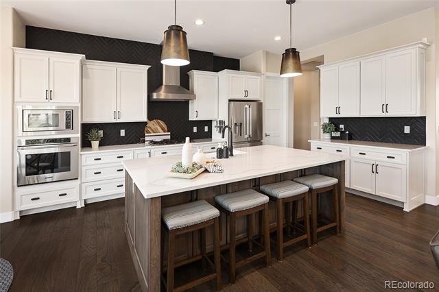 2705 Fox View Trail