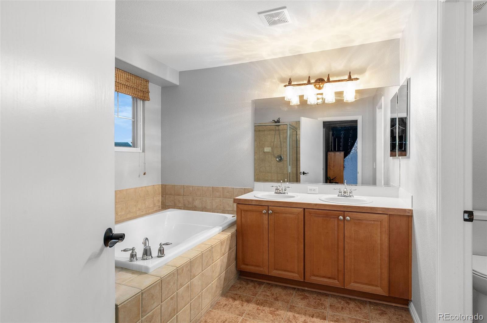 20650 E Dartmouth Drive