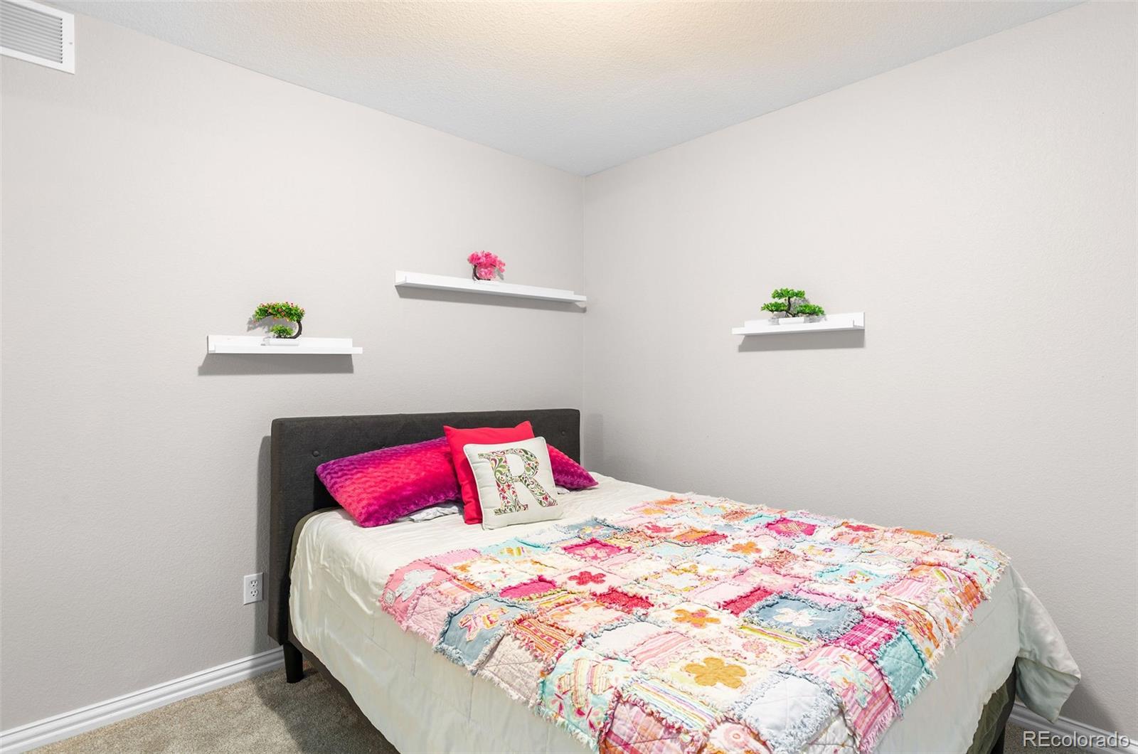 20650 E Dartmouth Drive