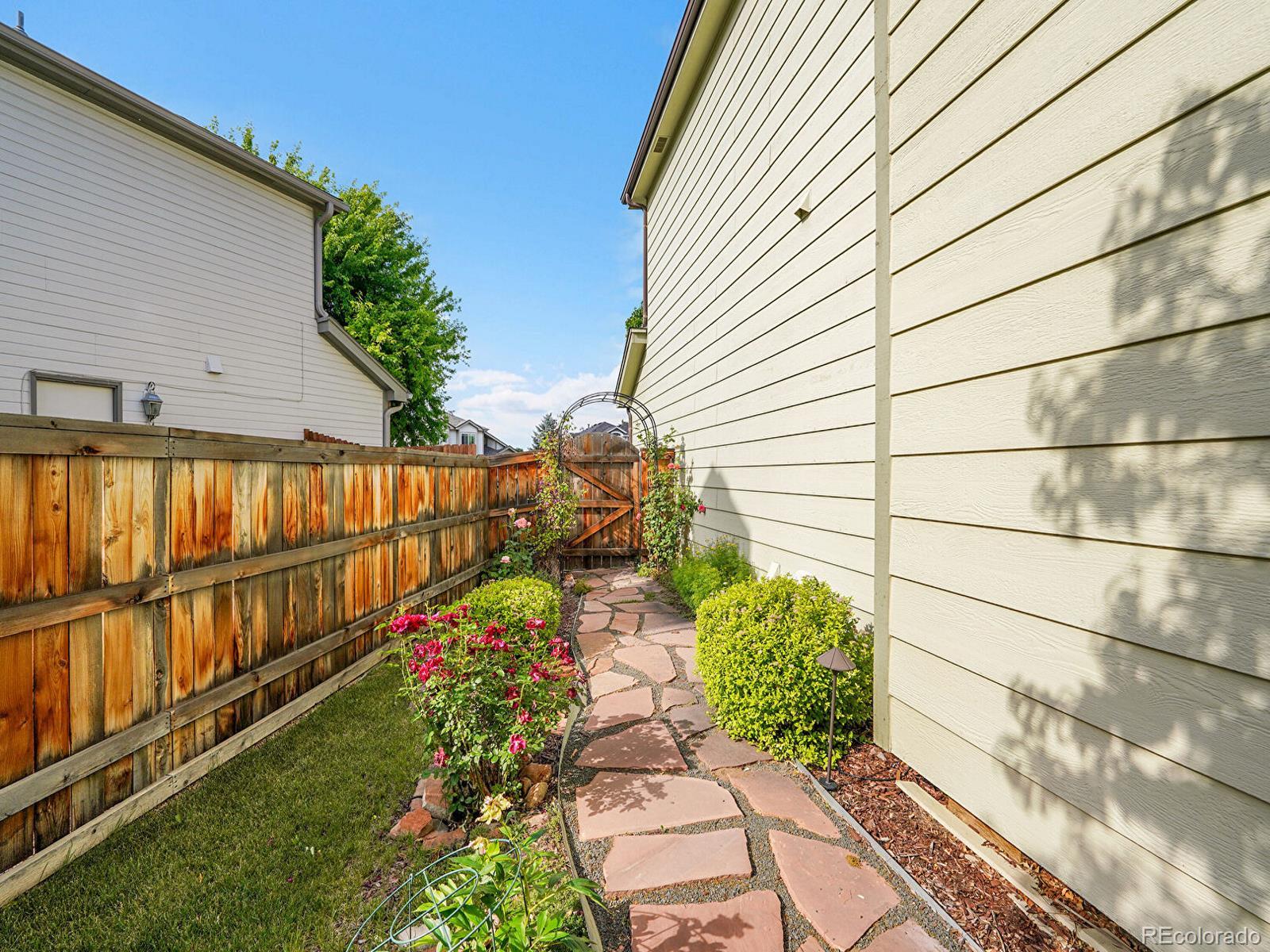 1052 Northampton Court