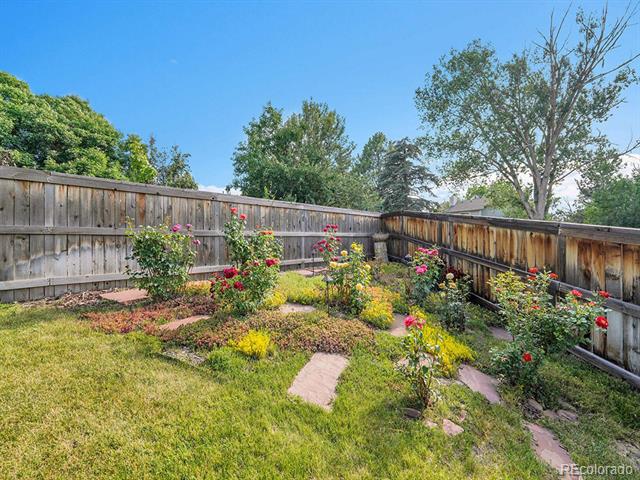 1052 Northampton Court