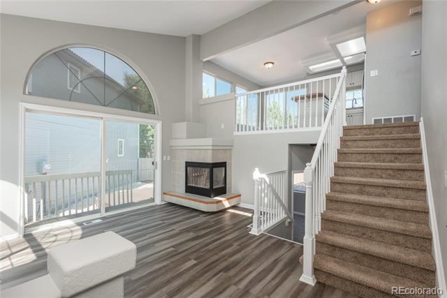 1539 Laurenwood Way