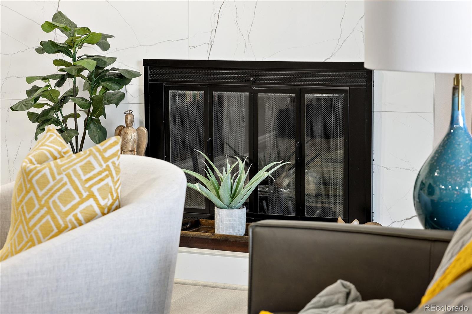 6000 W Mansfield Avenue Unit: 15