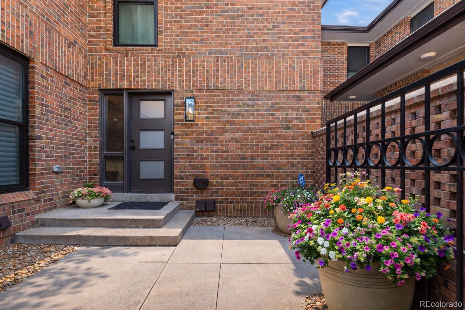 6000 W Mansfield Avenue Unit: 15