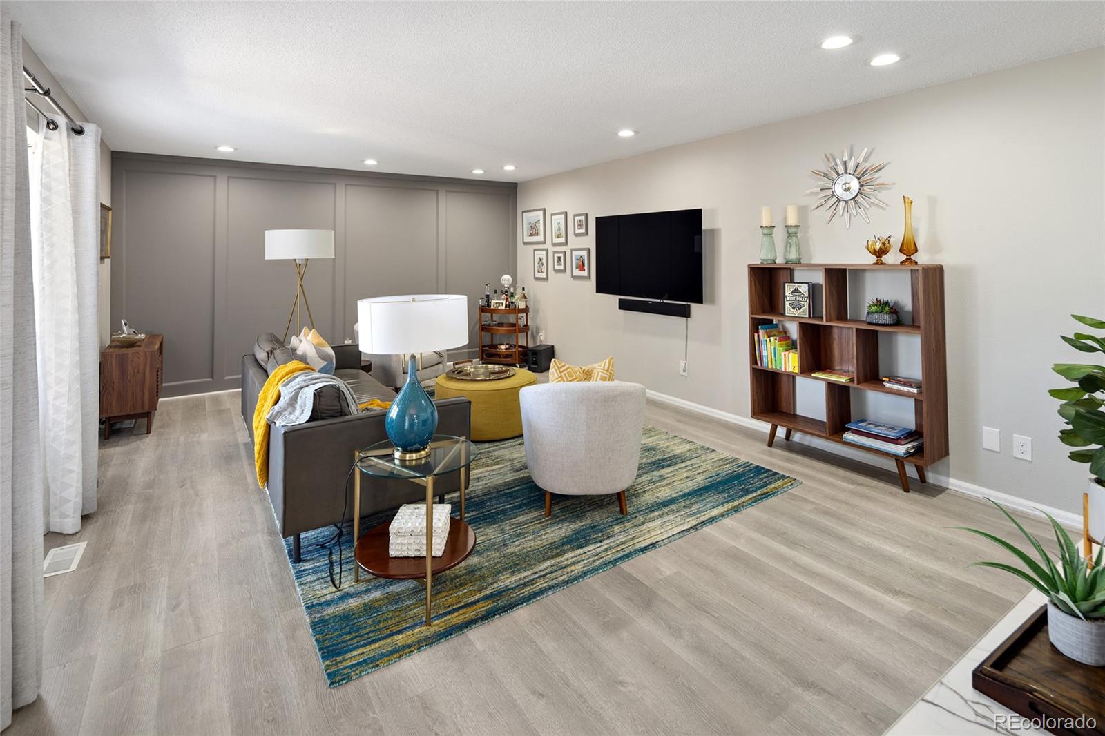 6000 W Mansfield Avenue Unit: 15