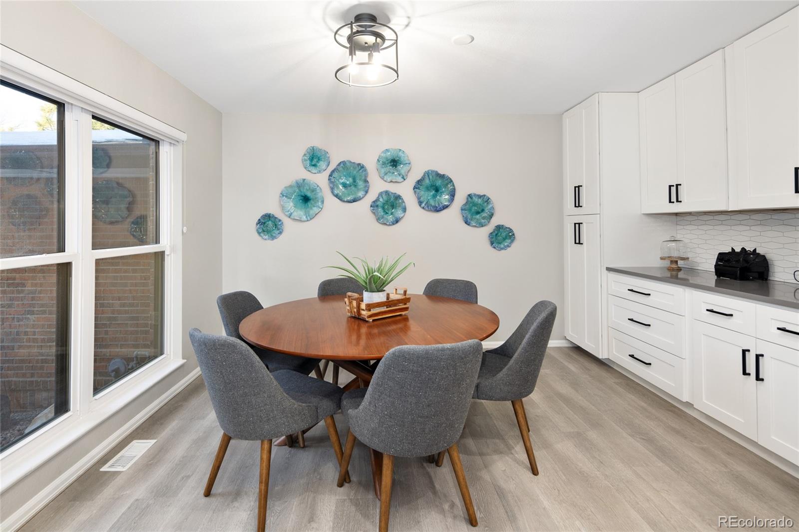 6000 W Mansfield Avenue Unit: 15