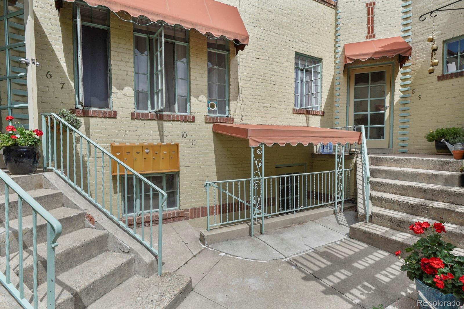 485 S Logan Street Unit: 11