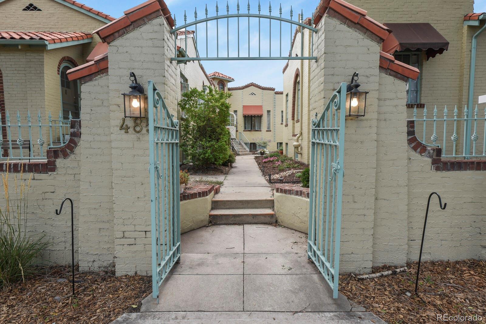 485 S Logan Street Unit: 11