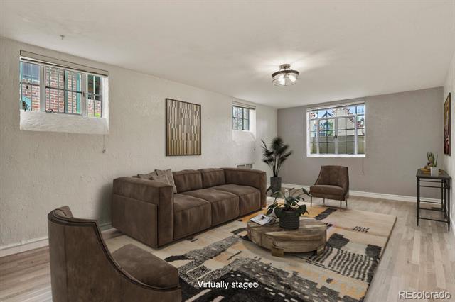485 S Logan Street Unit: 11