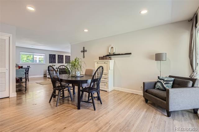 7140 S Tamarac Court