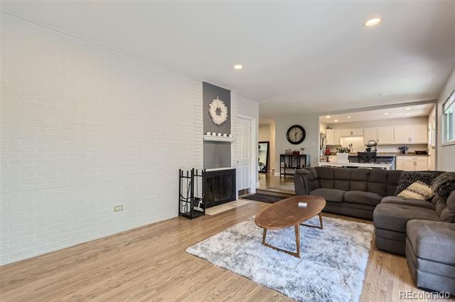 7140 S Tamarac Court