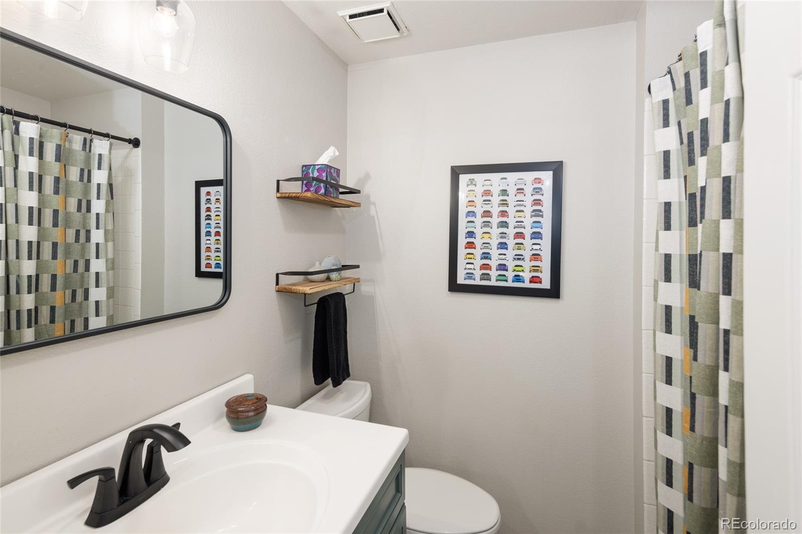 6836 E Briarwood Drive