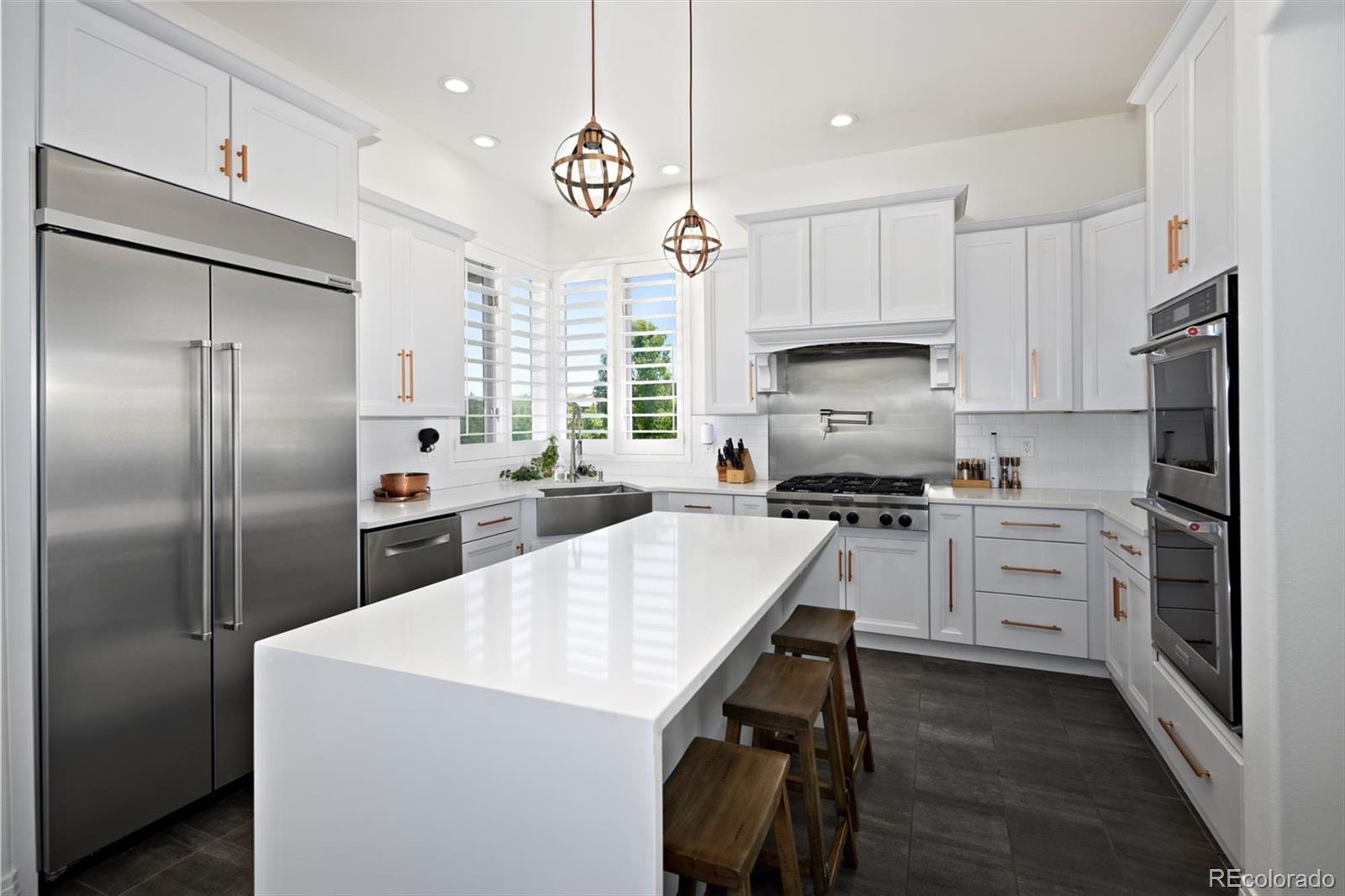 10008 Oak Tree Court